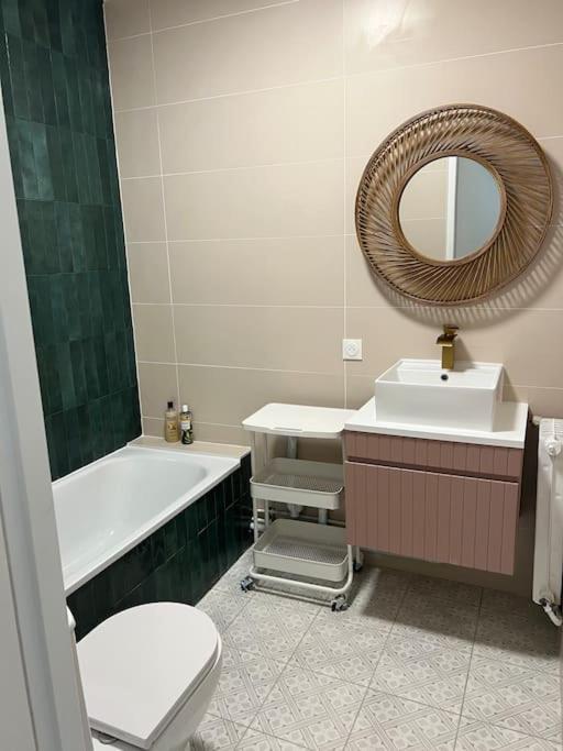 Luxe Chic Aux Buttes-aux-cailles A 5min Du Metro, Parking Prive Disponible Parigi